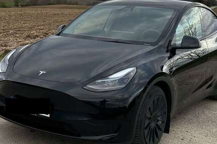 Tesla Model Y 42.000 km 32.000 &euro; Hann. Münden 34346