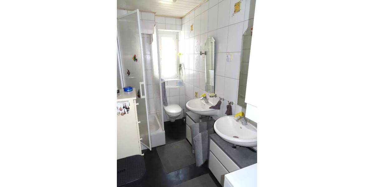 Etagenwohnung Niestetal Sandershausen - 3 Zimmer, 80 m&sup2;, 199.000&euro; | Angebot:25984429