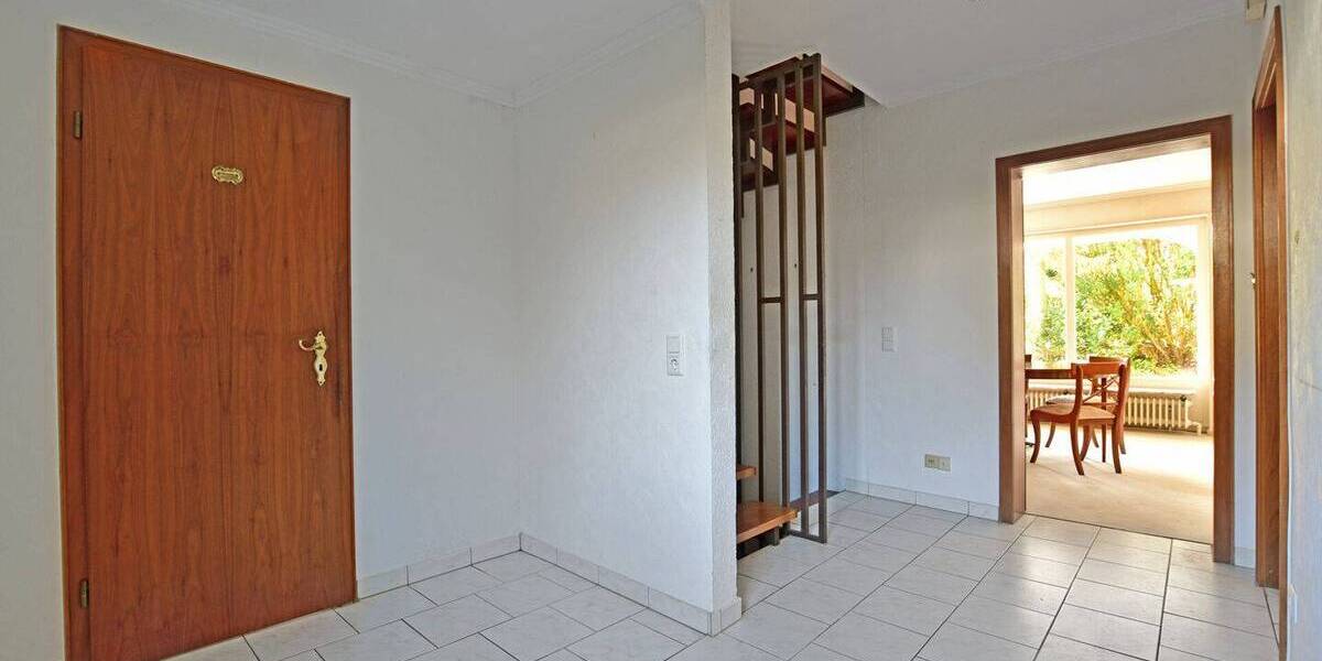 Reihenmittelhaus Kassel / Harleshausen Harleshausen - 4 Zimmer, 133 m&sup2;, 260.000&euro; | Angebot:26128439