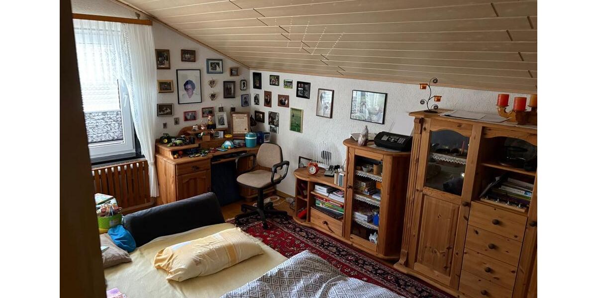 Einfamilienhaus Calden - 5 Zimmer, 130 m&sup2;, 310.000&euro; | Angebot:26745777