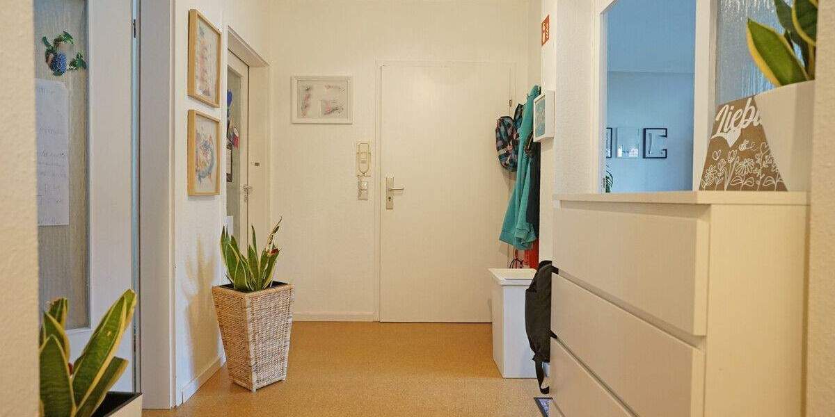 Etagenwohnung Zierenberg - 4 Zimmer, 98 m&sup2;, 139.000&euro; | Angebot:24247256