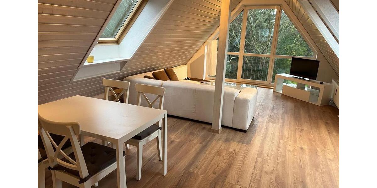 1 ZKB Wohnung, komplett möbliert, Dachgeschoss in zentraler Lage 1 zimmer