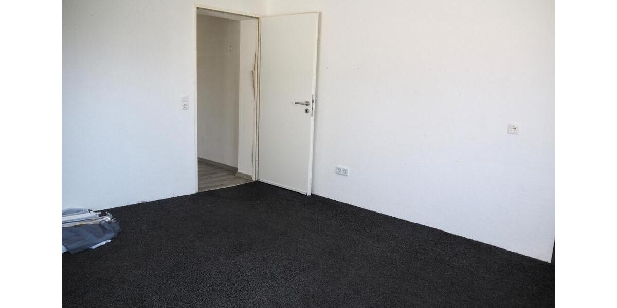 Einfamilienhaus Staufenberg - 7 Zimmer, 128 m&sup2;, 220.000&euro; | Angebot:25840947