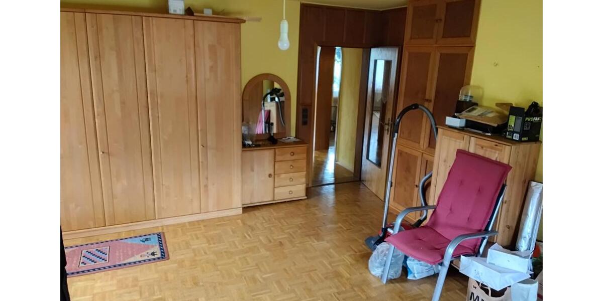 Etagenwohnung Felsberg - 4 Zimmer, 160 m&sup2;, 1.100&euro; | Angebot:26613018