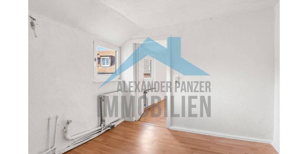 Mehrfamilienhaus, Wohnhaus Kassel Niederzwehren - 235.000&euro; | Angebot:23983191