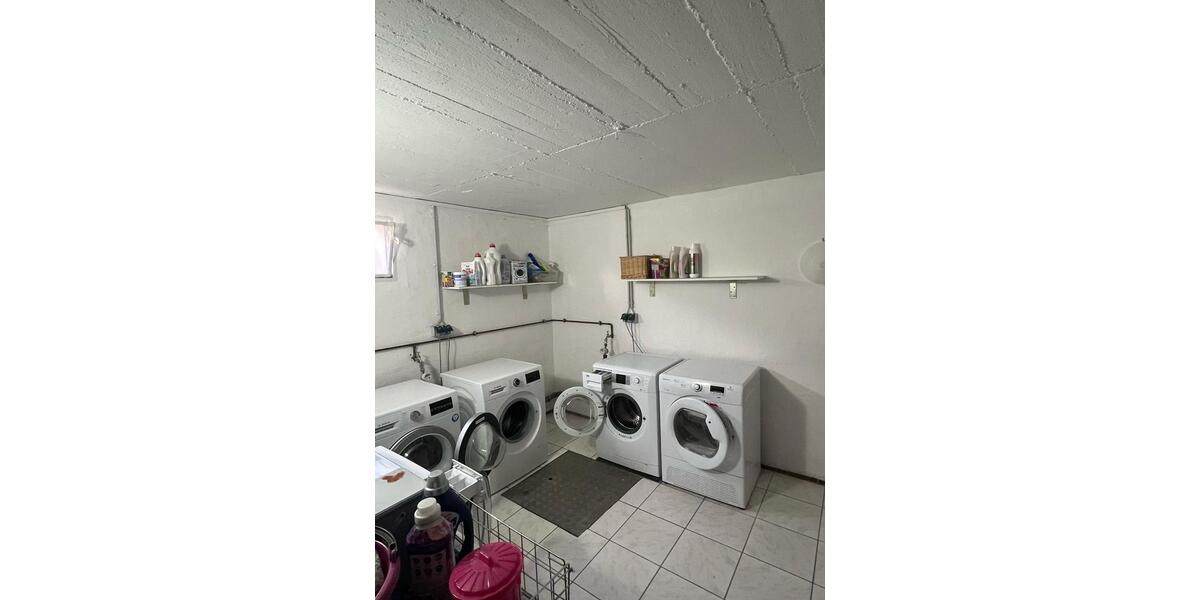 Mehrfamilienhaus, Wohnhaus Felsberg - 10 Zimmer, 339 m&sup2;, 440.000&euro; | Angebot:23813842