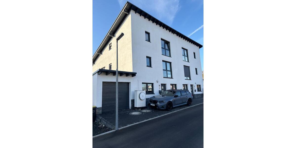 Doppelhaushälfte Espenau - 6.5 Zimmer, 190 m&sup2;, 1.950&euro; | Angebot:25349646