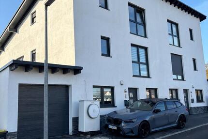 Haus Espenau - 6.5 Zimmer, 190 m&sup2;, 1.950&euro; | Angebot:25349646