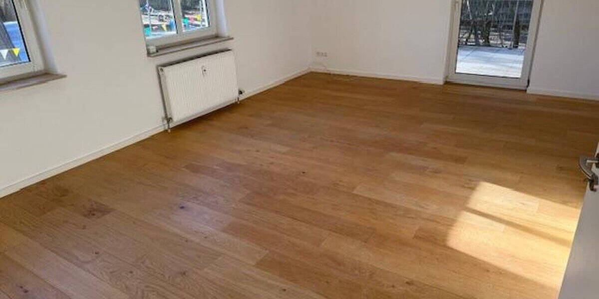 Etagenwohnung Kassel Harleshausen - 4 Zimmer, 113 m&sup2;, 1.250&euro; | Angebot:26483762