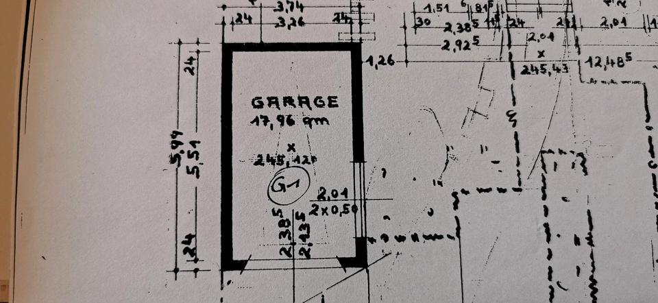 2 Familienhaus in ruhiger Hanglage 10 zimmer