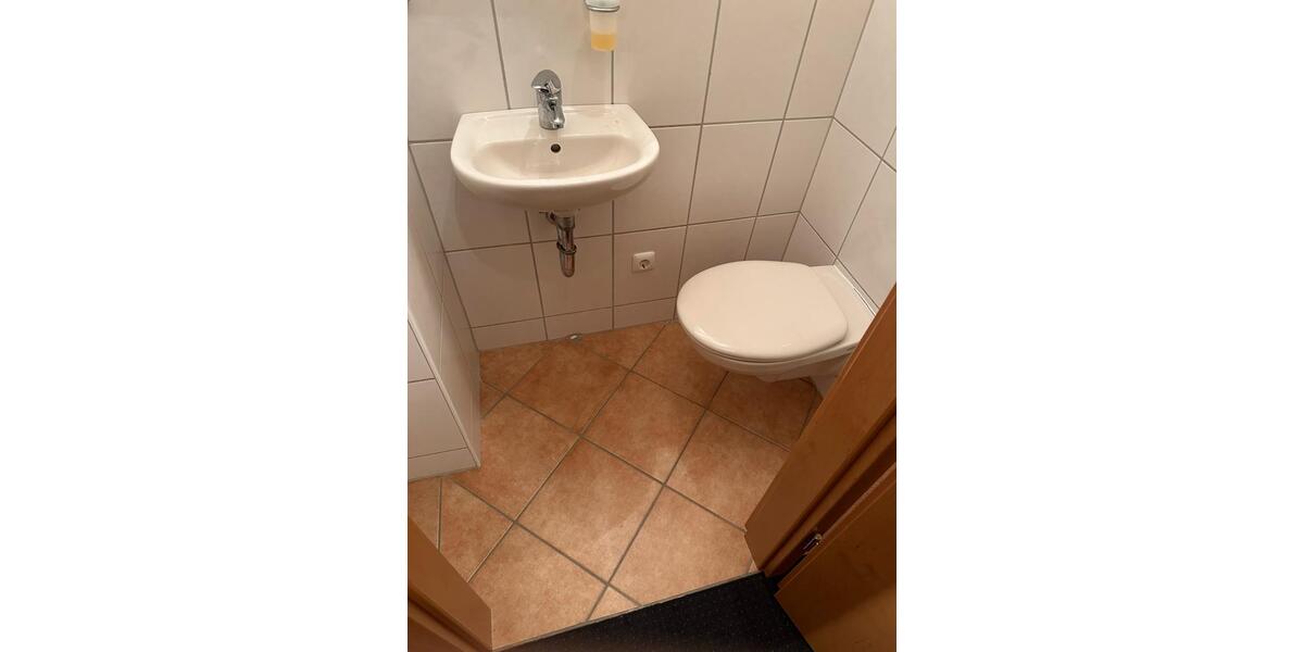 Etagenwohnung Niestetal - 3 Zimmer, 77 m&sup2;, 1.300&euro; | Angebot:26035445