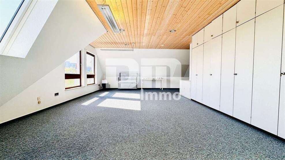 Büro in Baunatal 169.000 € 89.11 m²
