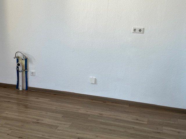 Etagenwohnung Kassel Niederzwehren - 2 Zimmer, 68 m&sup2;, 652&euro; | Angebot:26094994