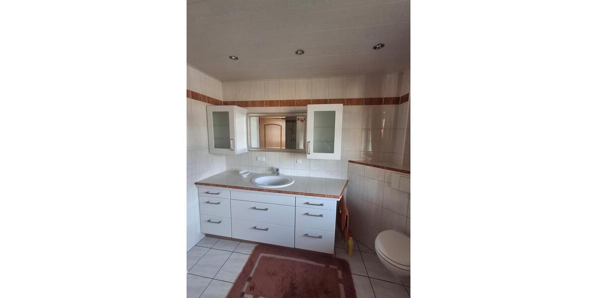 Einfamilienhaus Kaufungen - 7 Zimmer, 188 m&sup2;, 300.000&euro; | Angebot:26869688