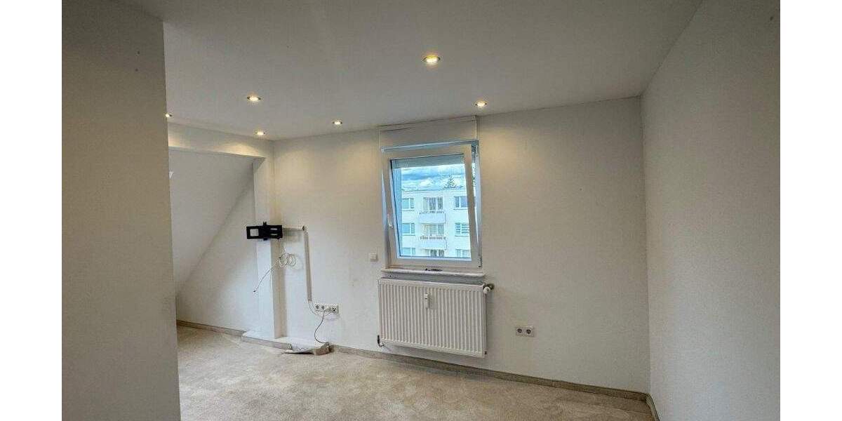  Charmantes Zweifamilienhaus in Kassel-Oberzwehren - Stadtnähe trifft Idylle 8 zimmer