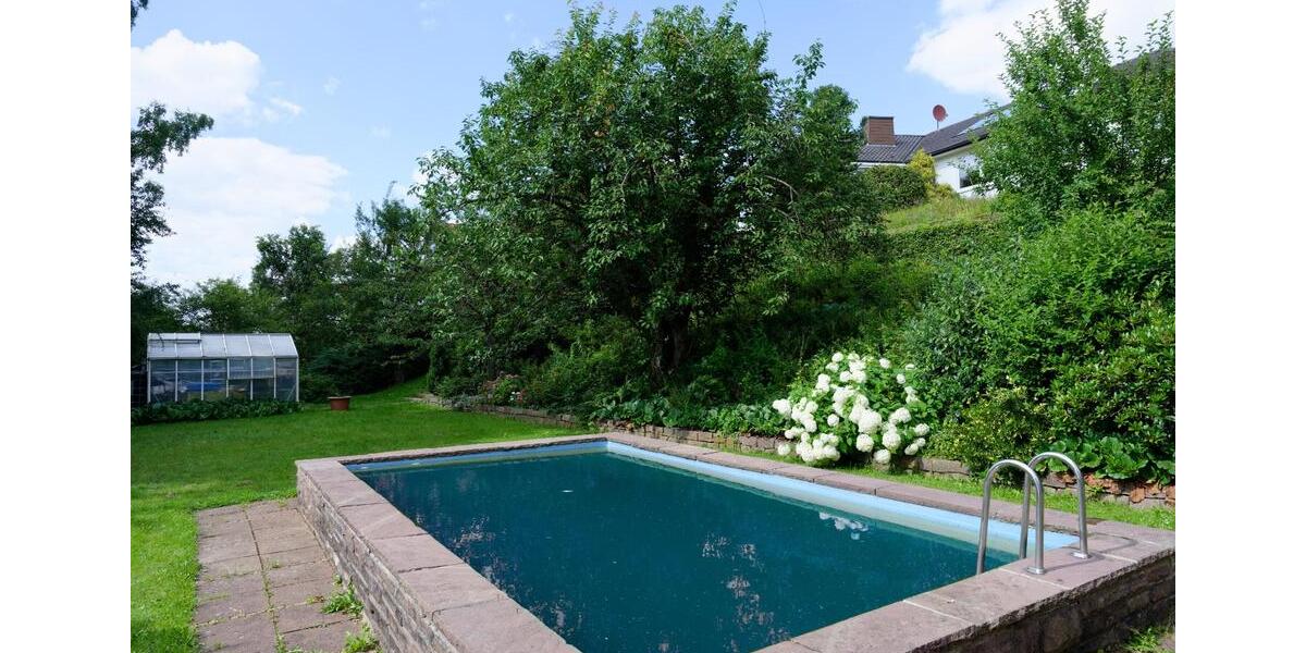 Einfamilienhaus Kaufungen - 10.5 Zimmer, 294 m&sup2;, 595.000&euro; | Angebot:24826298