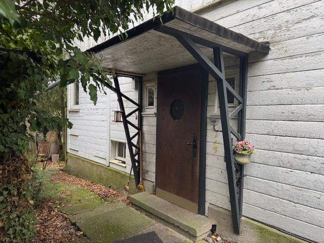 Einfamilienhaus Kassel Brasselsberg - 7 Zimmer, 125 m&sup2;, 230.000&euro; | Angebot:25373861