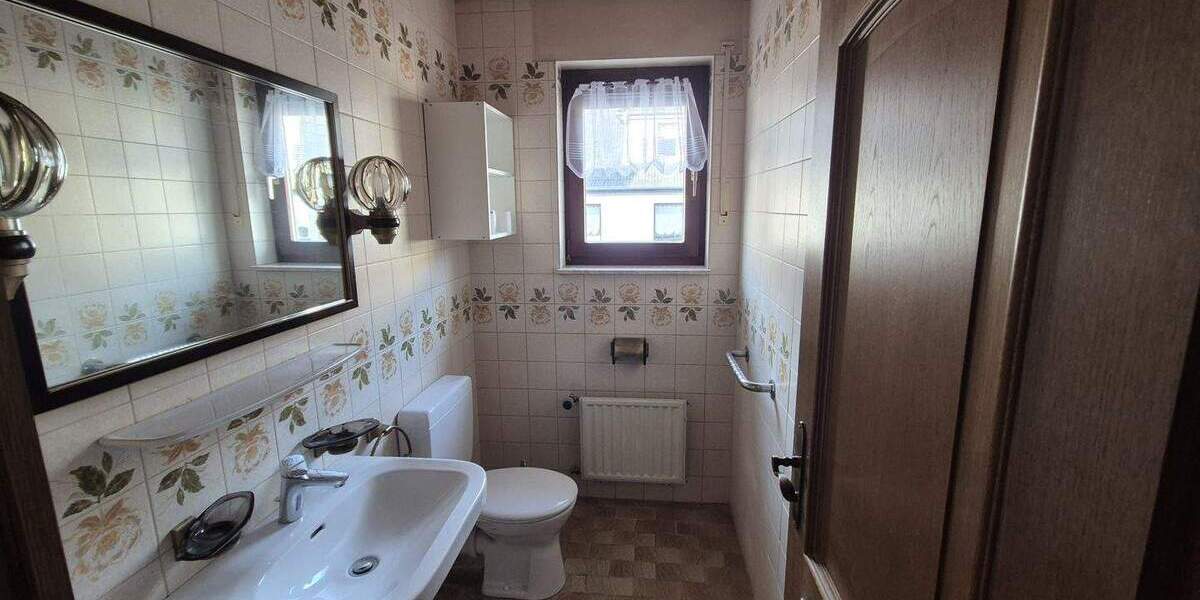 Doppelhaushälfte Witzenhausen Hundelshausen - 5 Zimmer, 160 m&sup2;, 1.150&euro; | Angebot:25969894