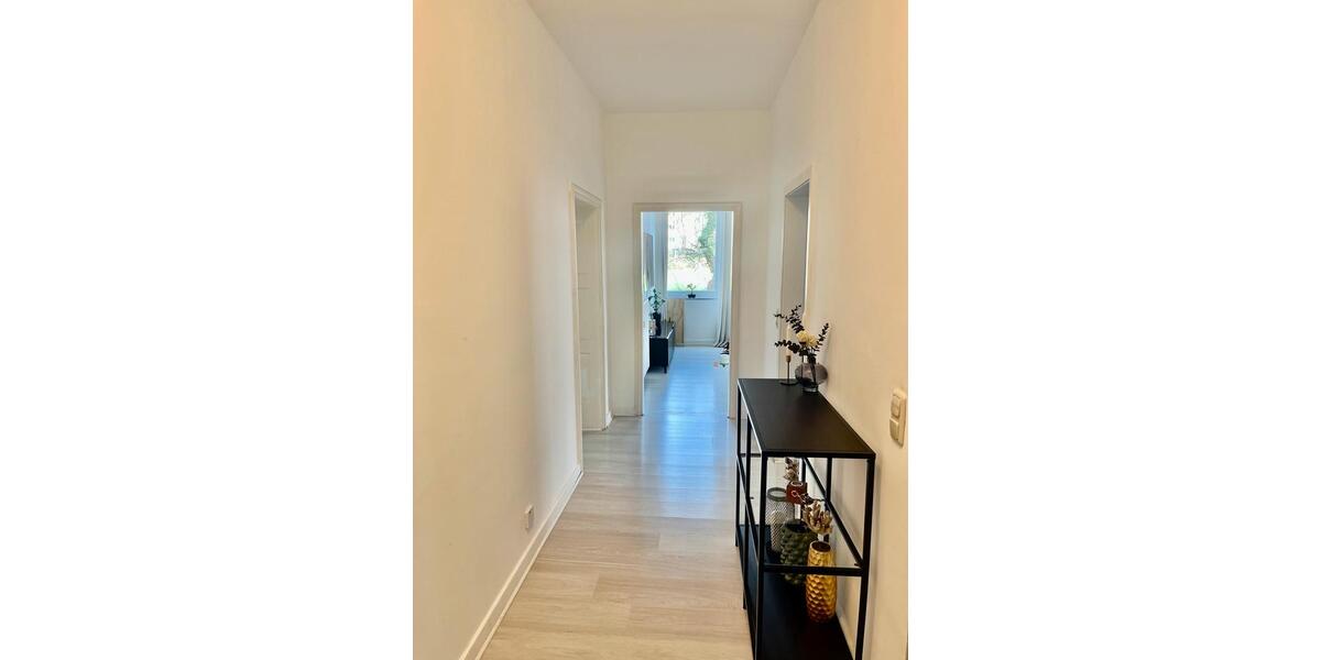 Erdgeschoßwohnung Kassel Vorderer Westen - 3 Zimmer, 115 m&sup2;, 1.270&euro; | Angebot:26285054