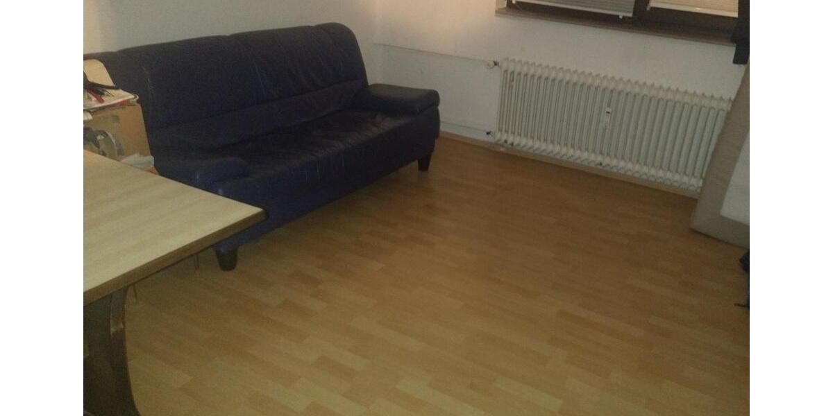 Zimmer zu vermieten in WIZ-Bischhausen! Küche u co inMitbenutzung 1 zimmer
