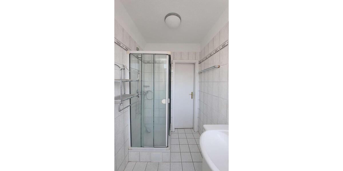 Etagenwohnung Kassel Bad Wilhelmshöhe - 3 Zimmer, 96 m&sup2;, 980&euro; | Angebot:25752444