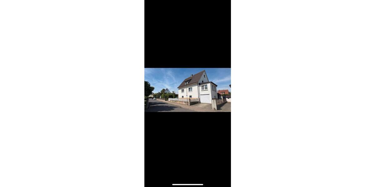 Einfamilienhaus Felsberg - 10 Zimmer, 200 m&sup2;, 300.000&euro; | Angebot:26632795