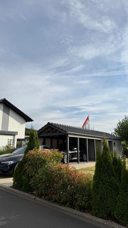 Teilmöbliert (optional vollmöbliert): Luxuriöses Haus in Habichtswald mit EBK