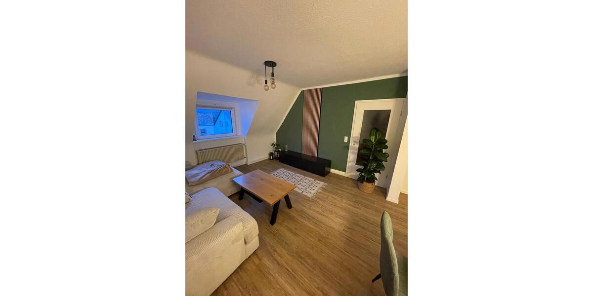 Dachgeschoßwohnung Kassel Niederzwehren - 2 Zimmer, 63 m&sup2;, 830&euro; | Angebot:24752016