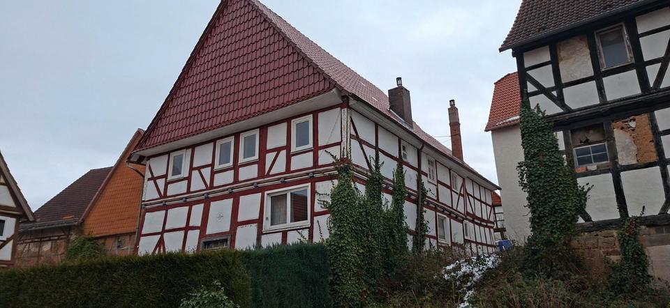 Einfamilienhaus Wolfhagen - 7 Zimmer, 120 m&sup2;, 55.000&euro; | Angebot:26224331
