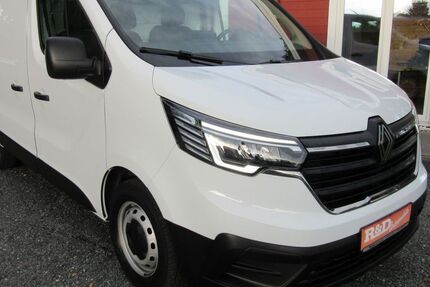 Renault Trafic 16.272 km 25.980 € Homberg/Efze 34576