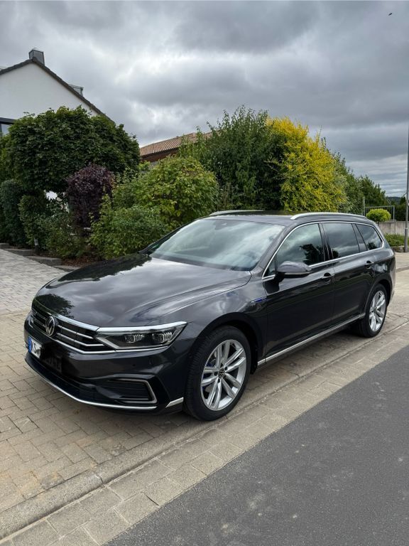 VW Passat 15.000 km 34.900 € kassel 34125