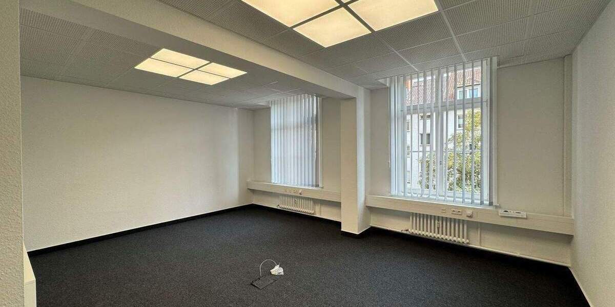 Repräsentative Büro-Praxisfläche in herrschaftlichem Gebäude 1 zimmer
