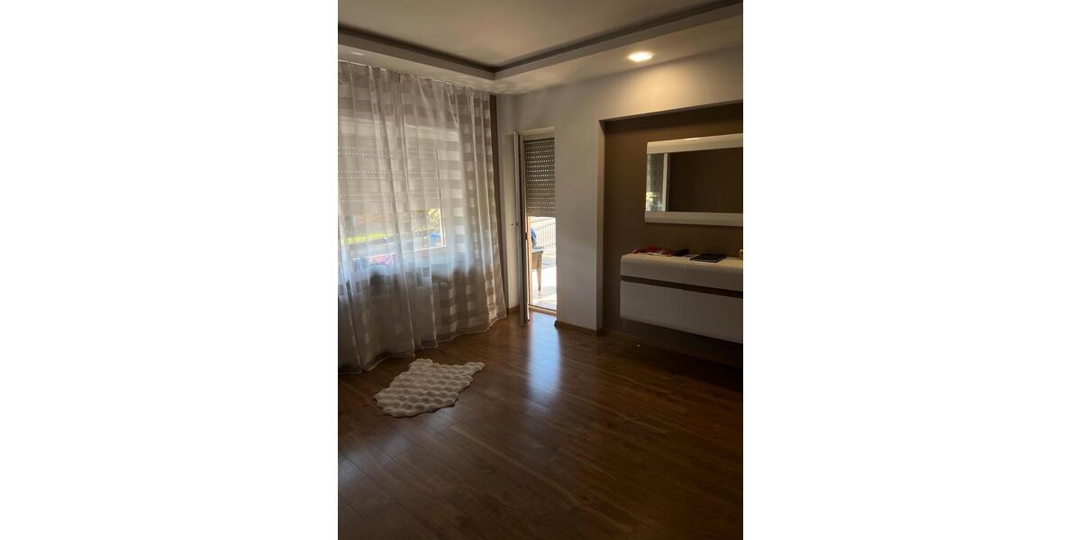 Einfamilienhaus Hofgeismar - 6 Zimmer, 301 m&sup2;, 310.000&euro; | Angebot:26957548