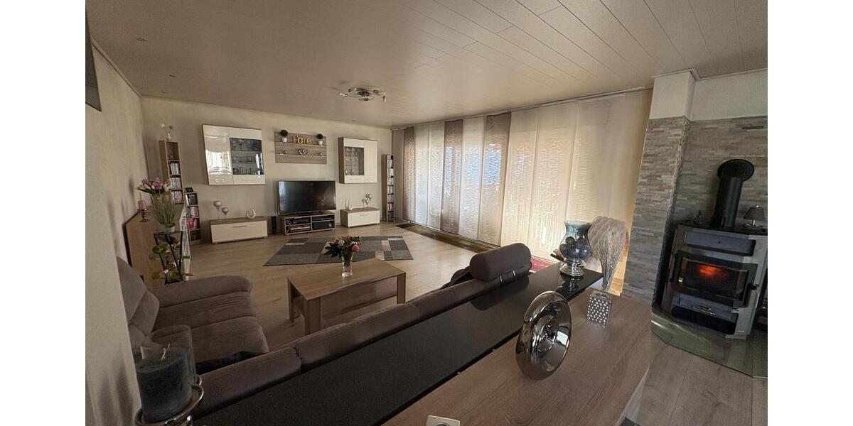 Einfamilienhaus Gudensberg - 8 Zimmer, 180 m&sup2;, 379.000&euro; | Angebot:24565186