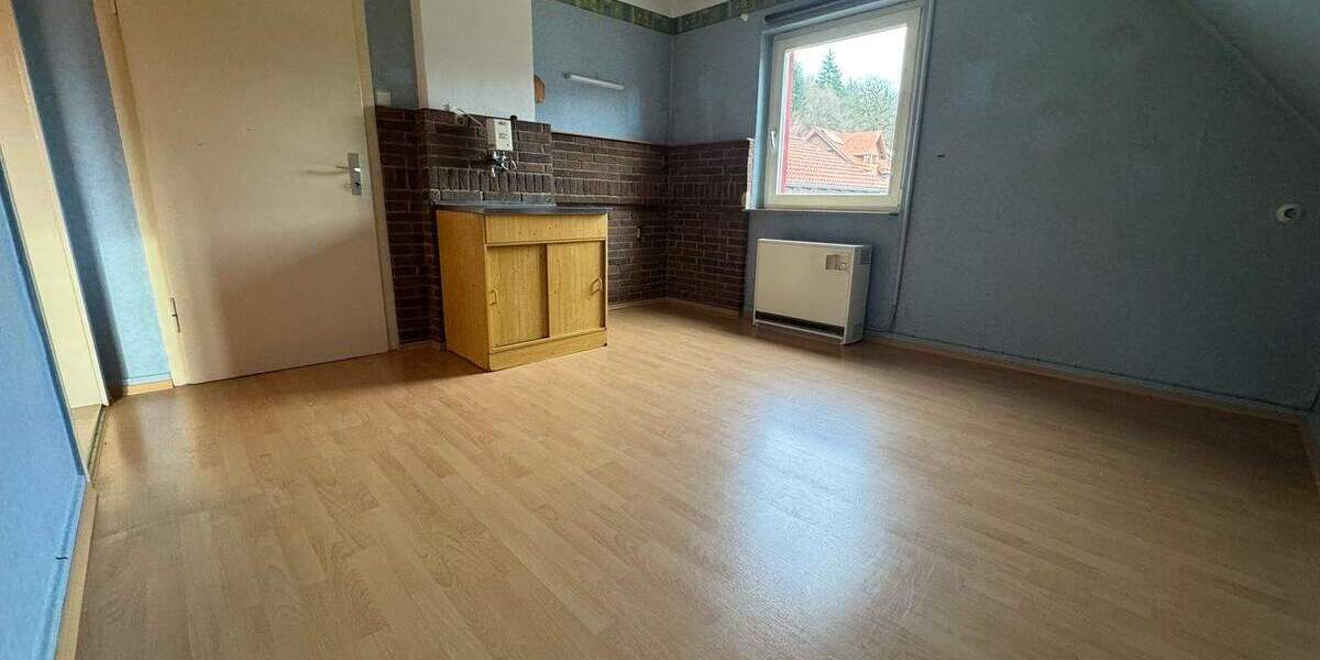 Doppelhaushälfte Helsa - 5 Zimmer, 110 m&sup2;, 175.000&euro; | Angebot:25674115