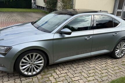 Skoda Superb 114.000 km 15.999 &euro; Kassel 34125