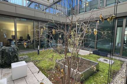 Büro in Berlin 8.171 € 326 m²