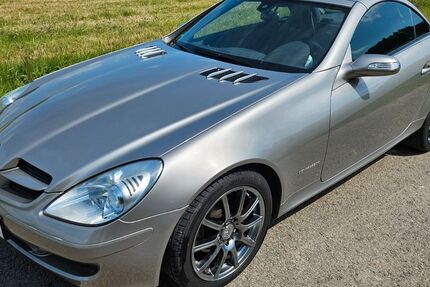 Mercedes-Benz SLK 200 87.900 km 12.750 &euro; Scheden 37127