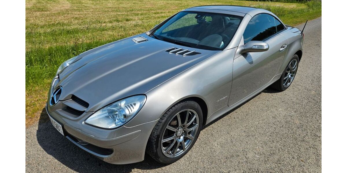 Mercedes-Benz SLK 200 87.900 km 12.750 &euro; Scheden 37127