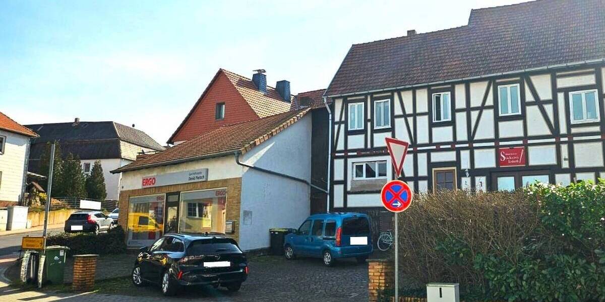 Preissenkung !!! Lukratives über 600 qm großes Wohn-Geschäftshaus in Espenau zimmer