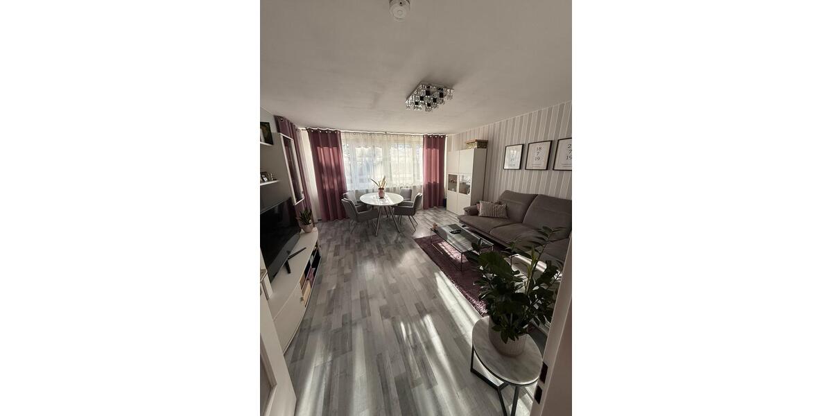 Etagenwohnung Baunatal - 3 Zimmer, 75 m&sup2;, 1.016&euro; | Angebot:26341019