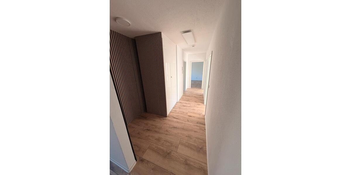 Etagenwohnung Kassel Philippinenhof-Warteberg - 3 Zimmer, 70 m&sup2;, 199.000&euro; | Angebot:26638961