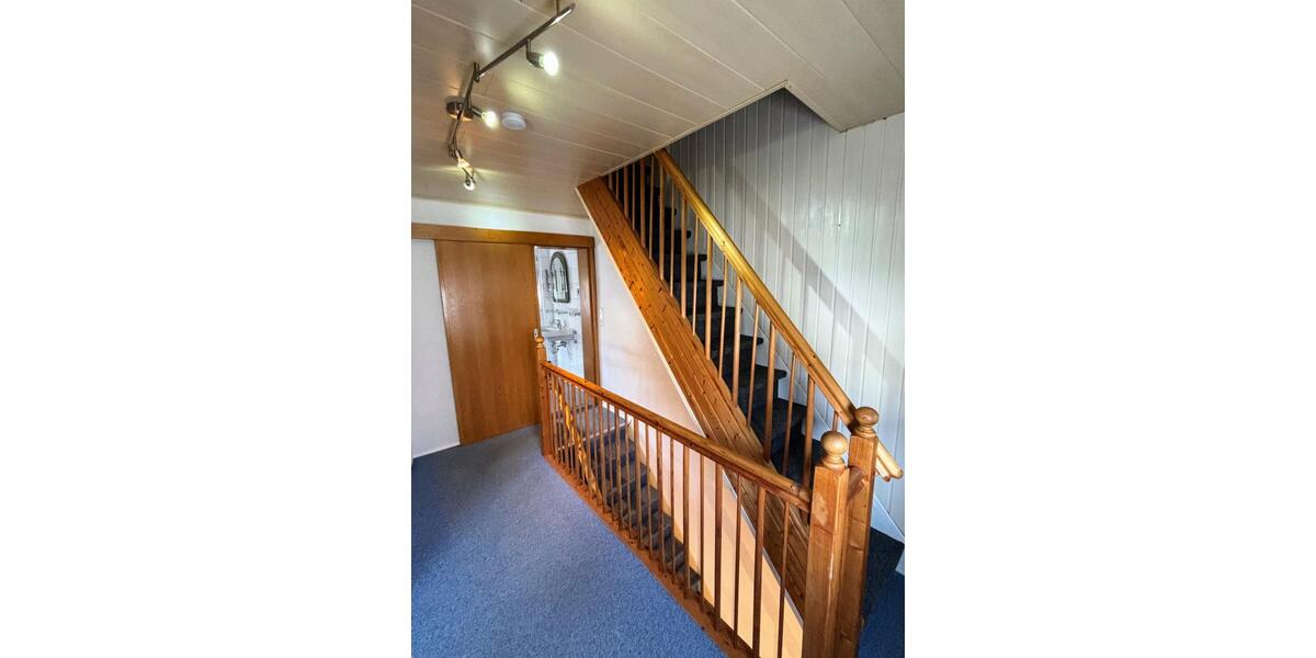 Etagenwohnung Witzenhausen - 5 Zimmer, 104 m&sup2;, 800&euro; | Angebot:25282076