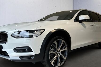 Volvo V90 Cross Country 5.900 km 75.950 € Kassel 34123