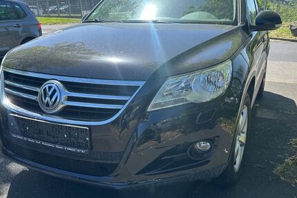 VW Tiguan 72.000 km 8.999 &euro; Kassel 34123