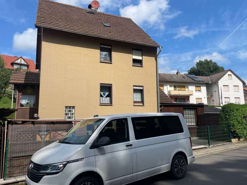 Haus zum Kaufen in Melsungen 115.000 € 140 m²