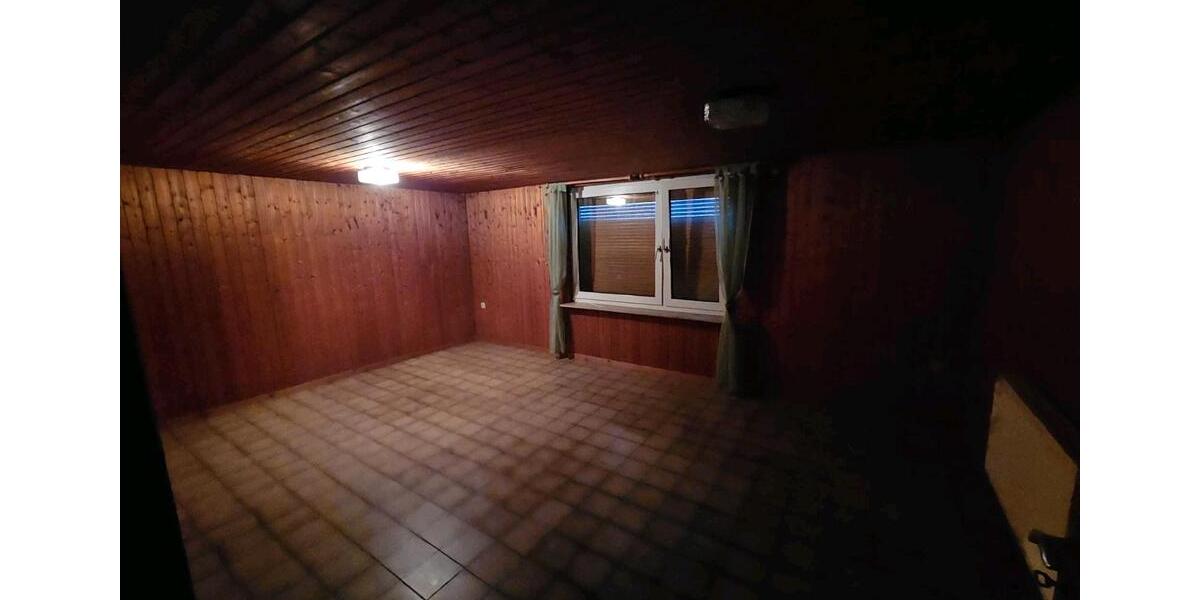 Einfamilienhaus Liebenau - 12 Zimmer, 178 m&sup2;, 58.000&euro; | Angebot:25104560