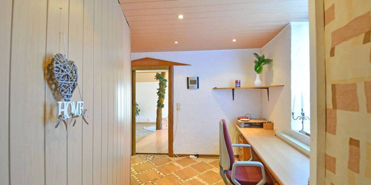 Einfamilienhaus Habichtswald / Dörnberg Dörnberg - 8 Zimmer, 192 m&sup2;, 250.000&euro; | Angebot:26797511
