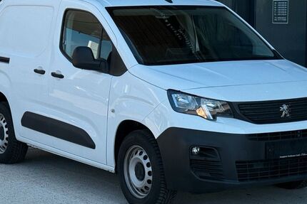 Peugeot Partner 94.000 km 11.999 &euro; Zierenberg-Oelshausen 34289