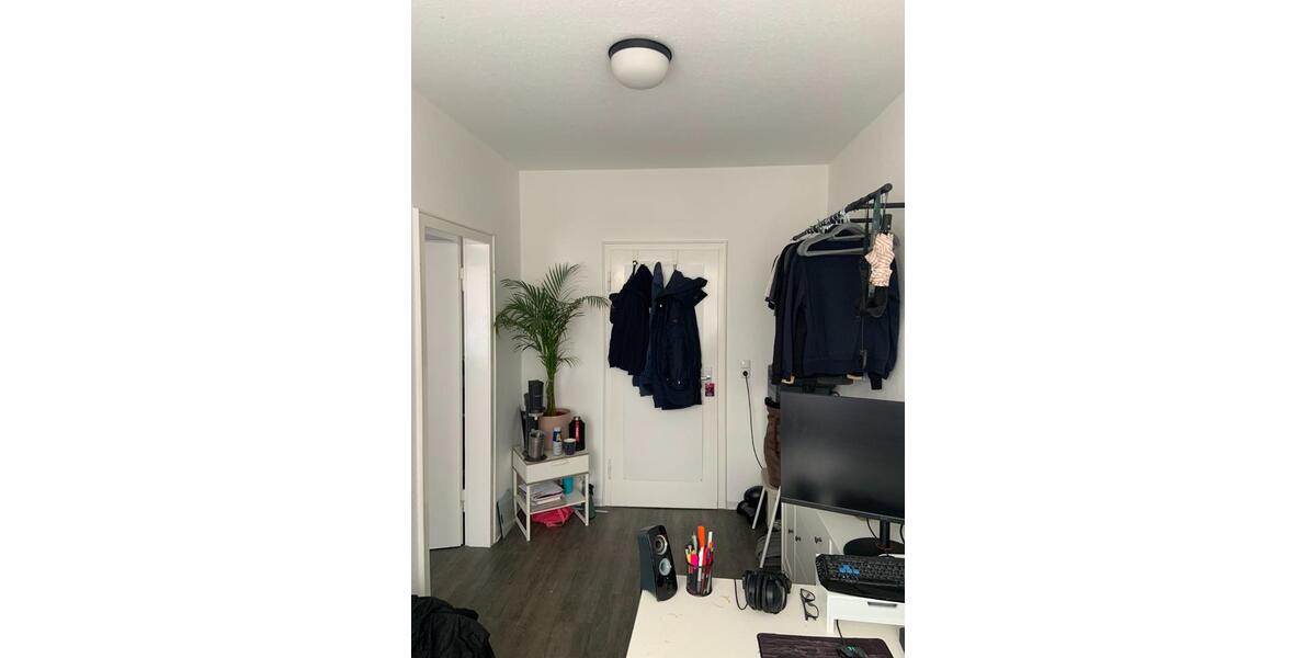 Etagenwohnung Kassel Südstadt - 1 Zimmer, 21 m&sup2;, 335&euro; | Angebot:24778812